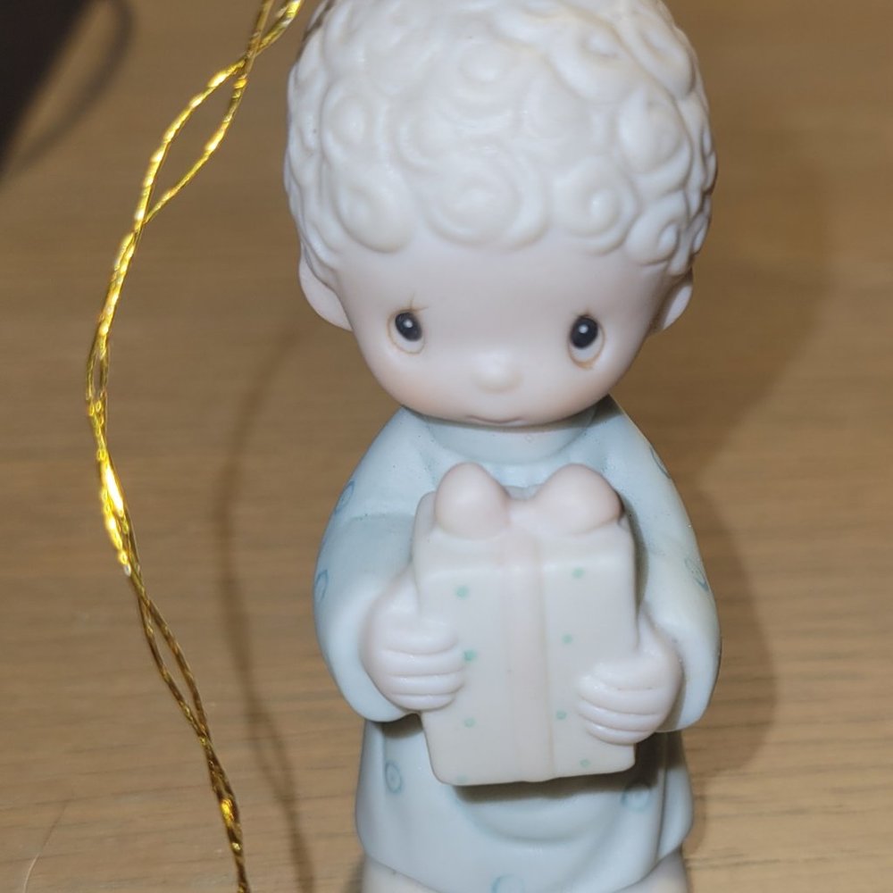 Vintage Collectible Precious Moments Ornament E-5634